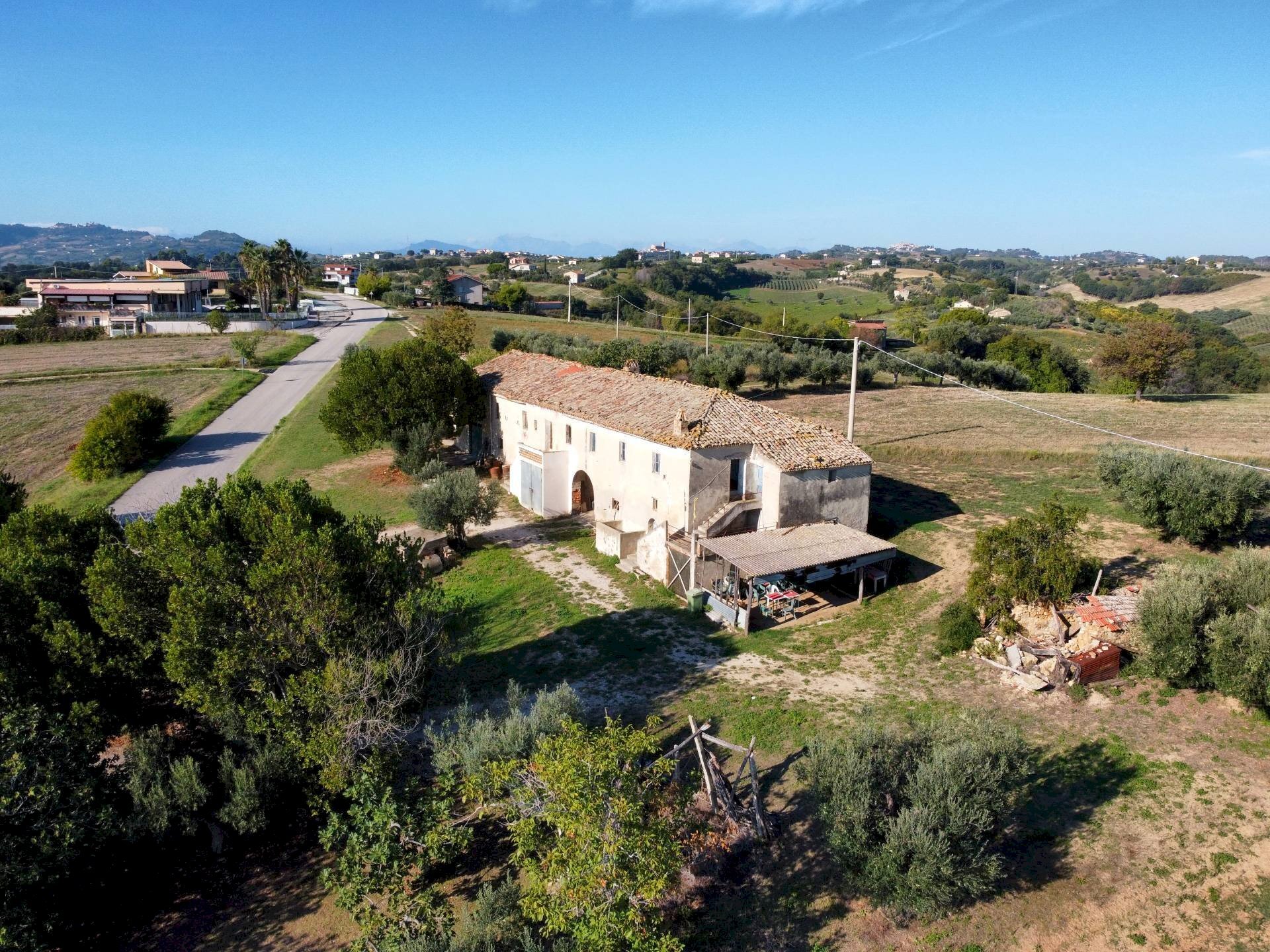 Rustico Massignano - foto 3