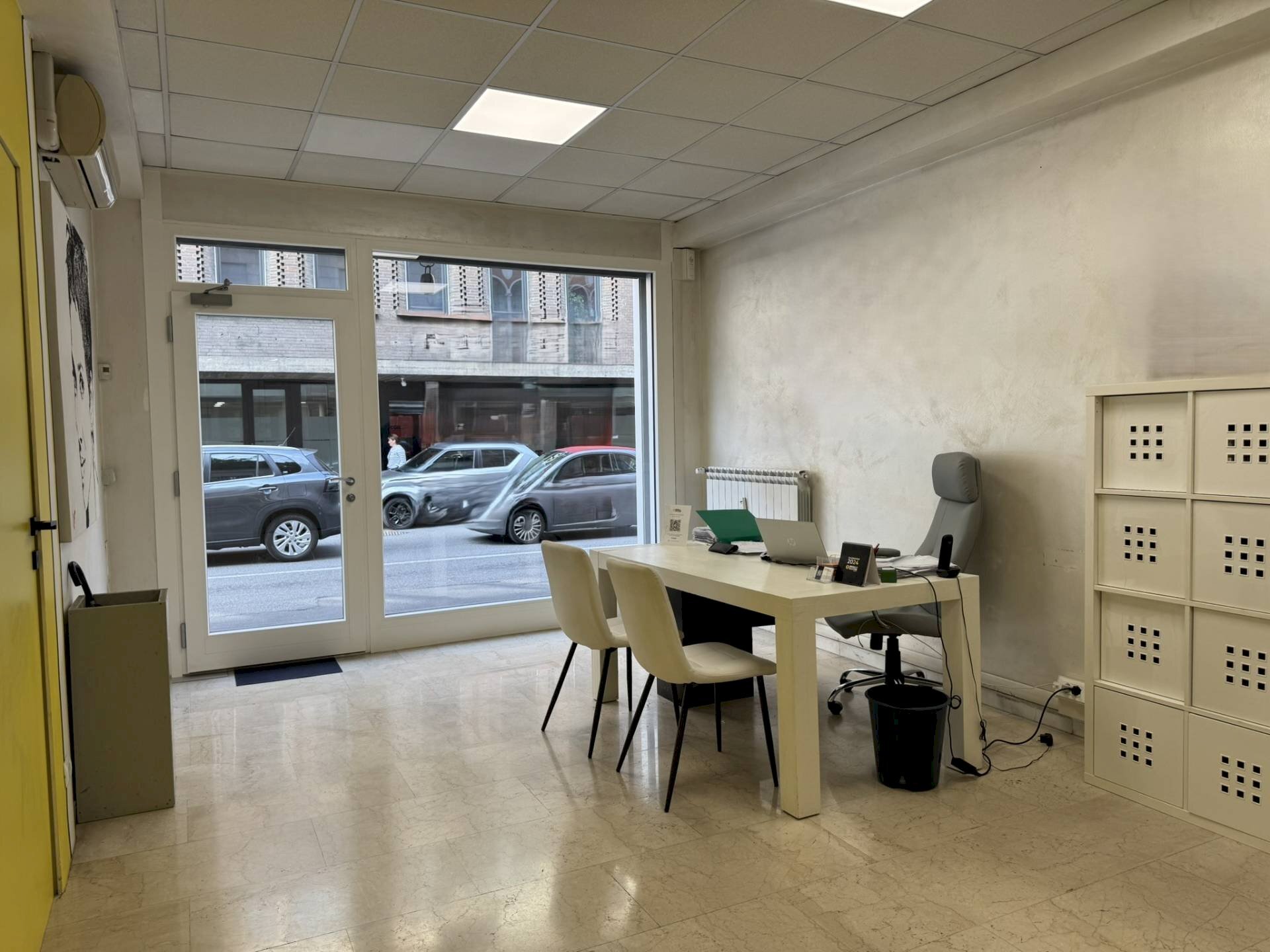 Commercial Premises Via Giuseppe Garibaldi, Bergamo - photo 3