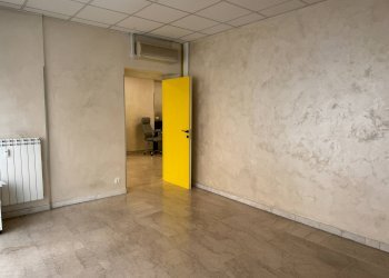 Commercial Premises Via Giuseppe Garibaldi, Bergamo - photo 7