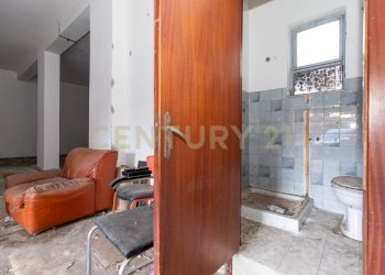 Deposito via Carnazza (7).jpg - Locale Commerciale Via Carnazza 81, Tremestieri Etneo - foto 9