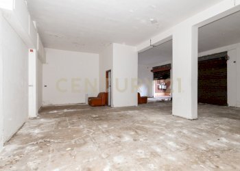 Deposito via Carnazza (14).jpg - Locale Commerciale Via Carnazza 81, Tremestieri Etneo - foto 16