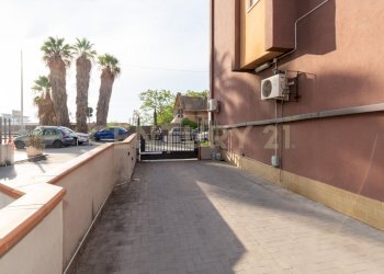 Deposito via Carnazza (19).jpg - Locale Commerciale Via Carnazza 81, Tremestieri Etneo - foto 20