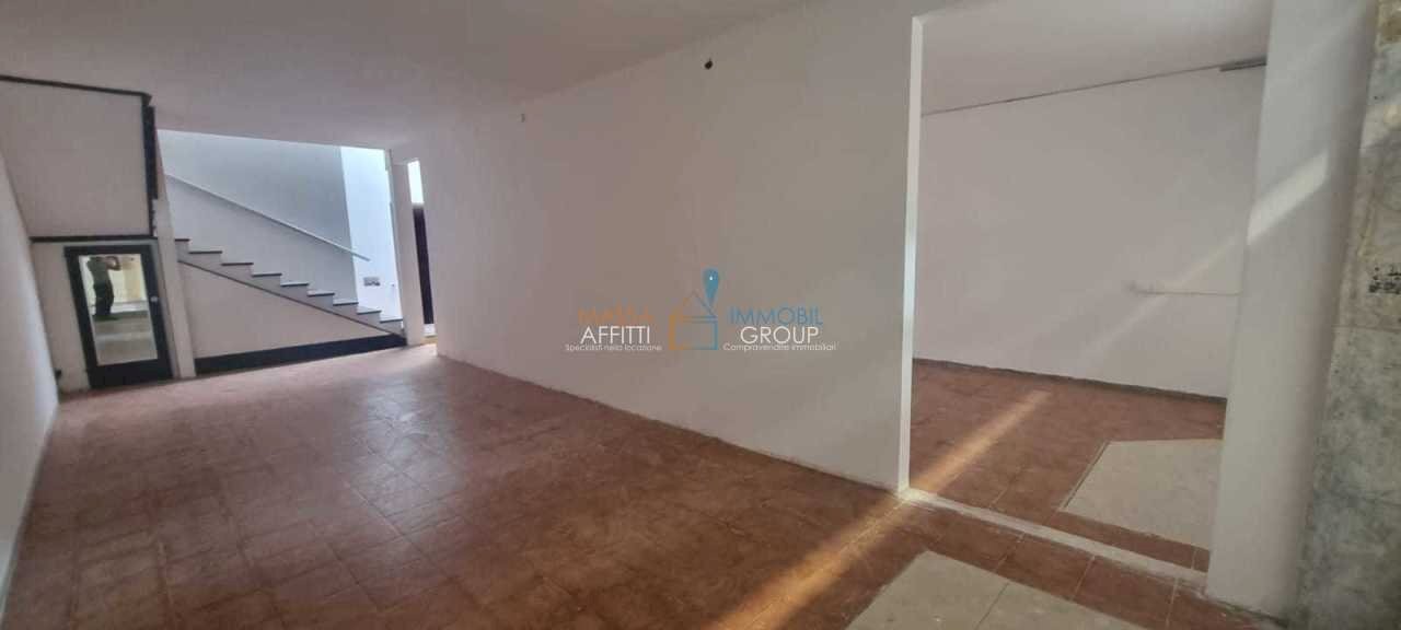 WhatsApp Image 2024-09-23 at 15.56.40 (1).jpeg - Locale Commerciale Via Plebiscito 8/A, Carrara - foto 2