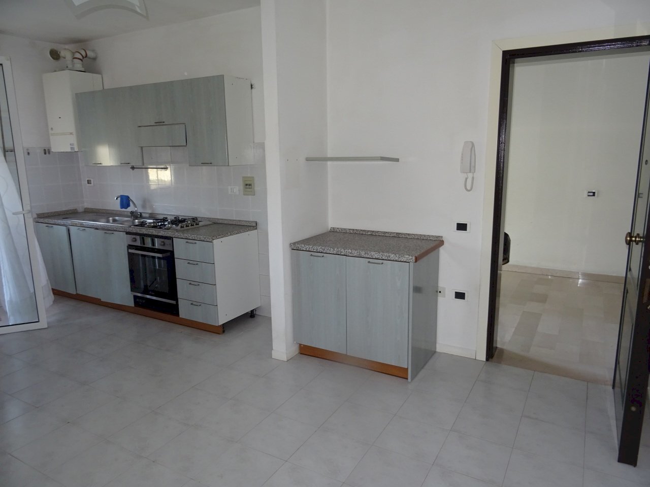 ingresso e cucina - Bilocale Fano - foto 3