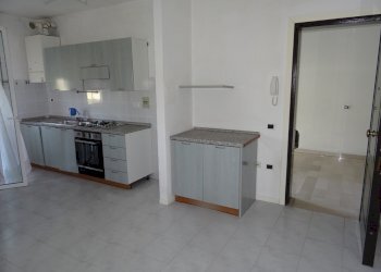 ingresso e cucina - Bilocale Fano - foto 3