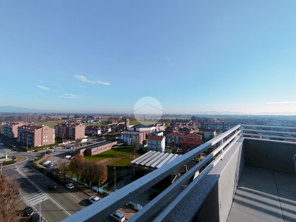 Four-room apartment Via germania, Borgaro Torinese - photo 1