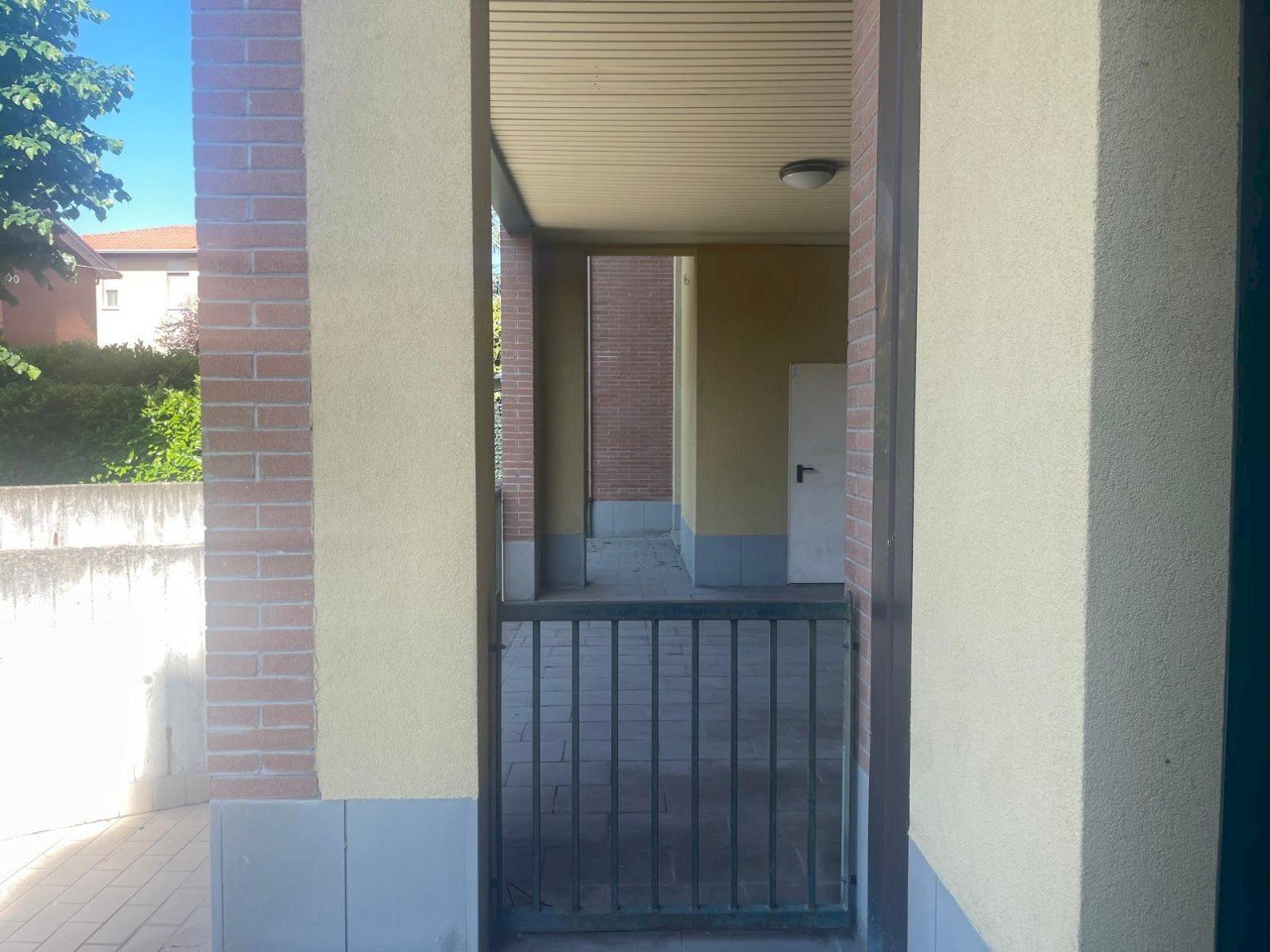 Shop Dozza - photo 1