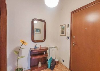 INGRESSO - Bilocale via Chiaravagna, Genova (zona Sestri Ponente) - foto 2