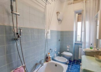 BAGNO - Bilocale via Chiaravagna, Genova (zona Sestri Ponente) - foto 17