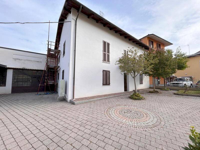 Facciata - Villa via Cuneo, 4, Pianfei - foto 2