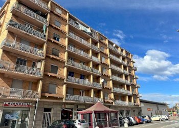 Facciata - Three-room apartment via Torino, 73, Carmagnola - photo 1