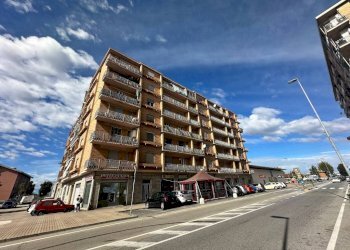 Zona - Three-room apartment via Torino, 73, Carmagnola - photo 3