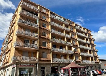 Facciata - Three-room apartment via Torino, 73, Carmagnola - photo 5