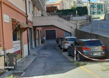 Esterno - Box via Gaspare Murtola, 66r, Genova - foto 1