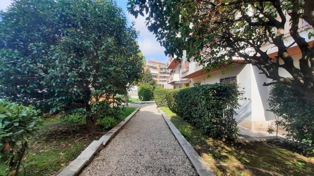 Giardino - Appartamento via Aurelia, 230, Roma - foto 2