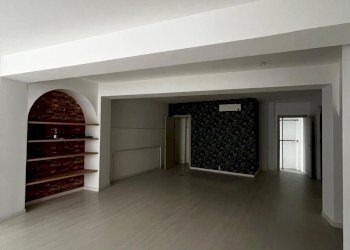 IMG-20241002-WA0038.jpg - Commercial Premises Aulla - photo 4