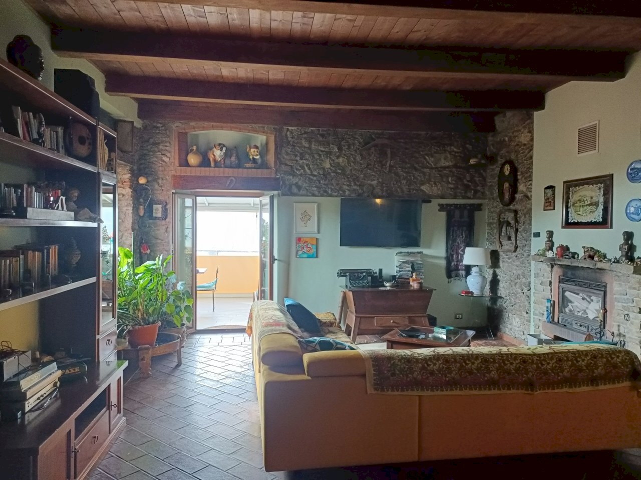 IMG20240925154427.jpg - Casa indipendente Via al Garbo 39, Genova - foto 1