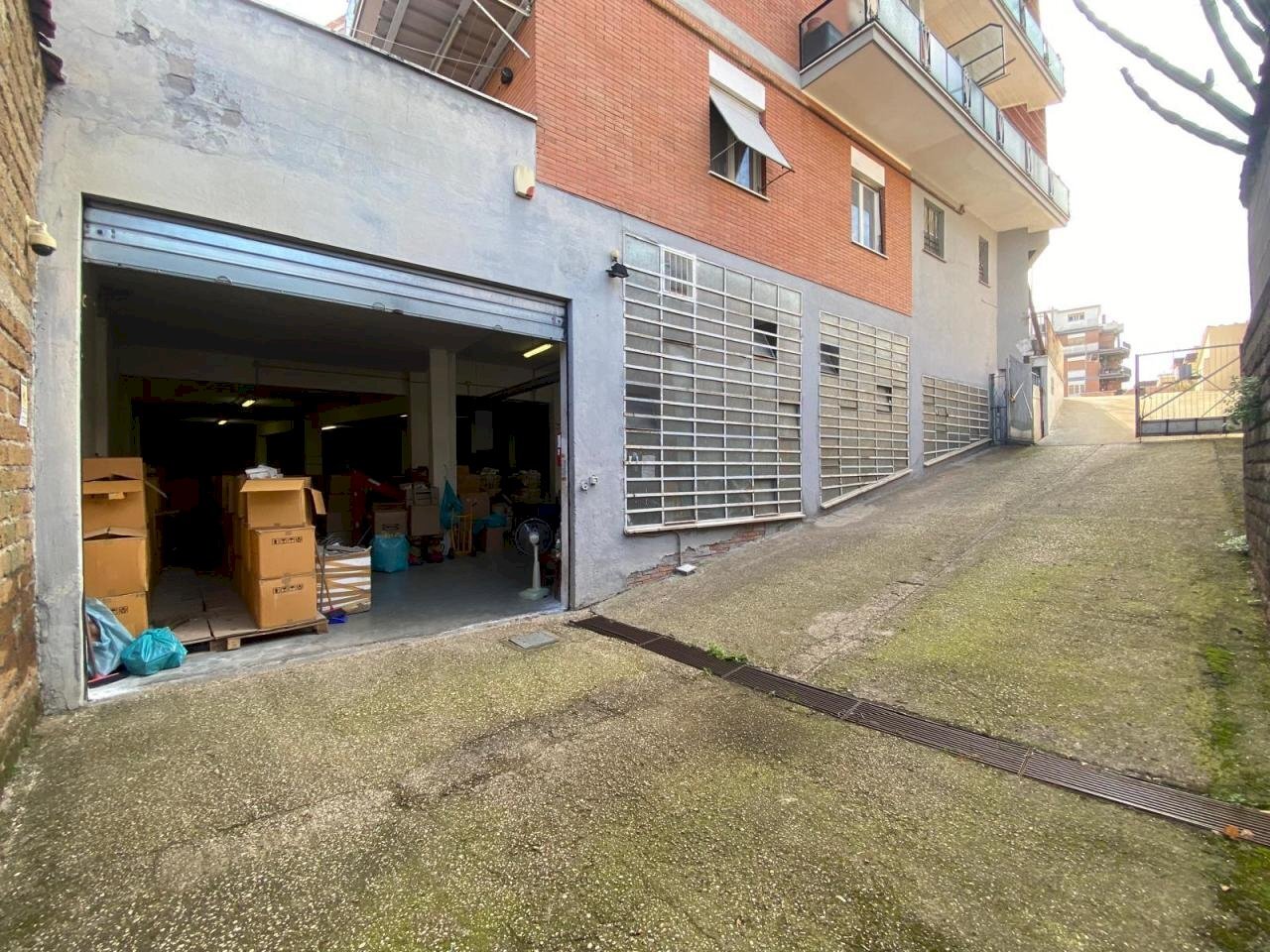 Esterno - Magazzino Via Degli Olmi, Roma - foto 3