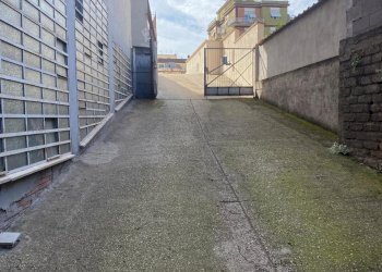 Esterno - Magazzino Via Degli Olmi, Roma - foto 5