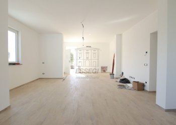 vendesi appartamento ritrutturato luccaIMG_9229.JP - Appartamento Via delle Rose 141, Lucca - foto 2