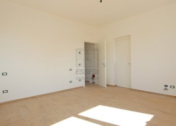 vendesi appartamento ritrutturato luccaIMG_9241.JP - Appartamento Via delle Rose 141, Lucca - foto 11