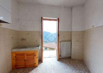 Apartment Via Salvarezza Bastia, Busalla - photo 38
