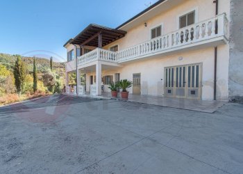 Appartamento Via Santa Palomba, Arpino - foto 1