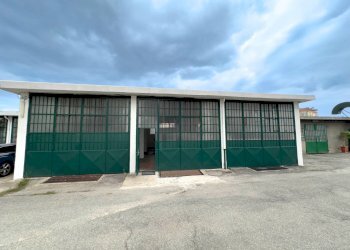 Magazzino Strada Castello Di Mirafiori, Torino (zona Mirafiori Sud) - foto 13