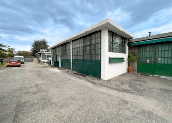 Magazzino Strada Castello Di Mirafiori, Torino (zona Mirafiori Sud) - foto 15