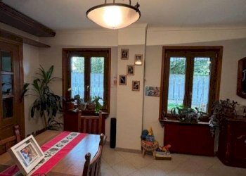 Salone - Villa strada del Saret, 27, Luserna San Giovanni - foto 6