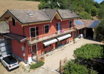 Facciata - Villa strada del Saret, 27, Luserna San Giovanni - foto 24