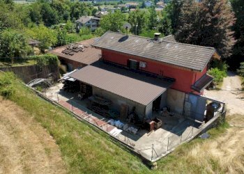 Facciata - Villa strada del Saret, 27, Luserna San Giovanni - foto 26