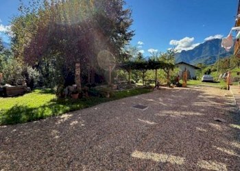 Cortile interno - Villa strada del Saret, 27, Luserna San Giovanni - foto 28