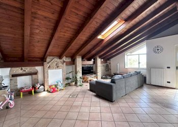 Salone - Villa via Giuseppe Mazzini, 9, Roasio - foto 32