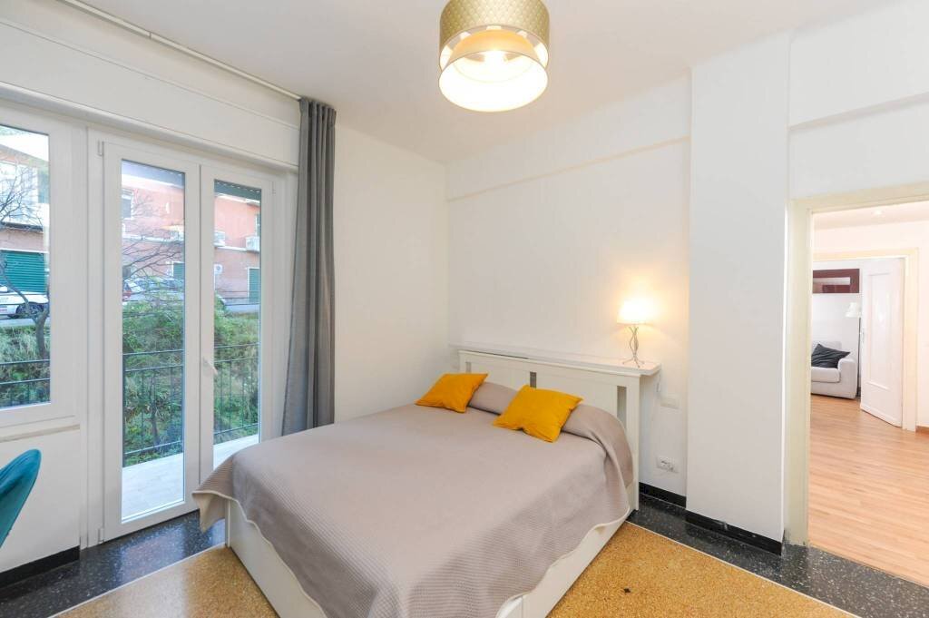 Camera da letto - Two-room apartment via Donghi, 50, Genova (neighborhood Marassi) - photo 1