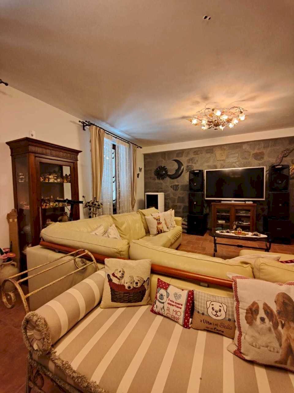 IMG-20240927-WA0007.jpg - Villa Sarzana - foto 3