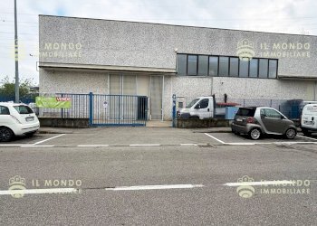 Capannone Via Parma, 15., Casalmaiocco - foto 2