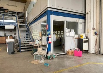 Capannone Via Parma, 15., Casalmaiocco - foto 7