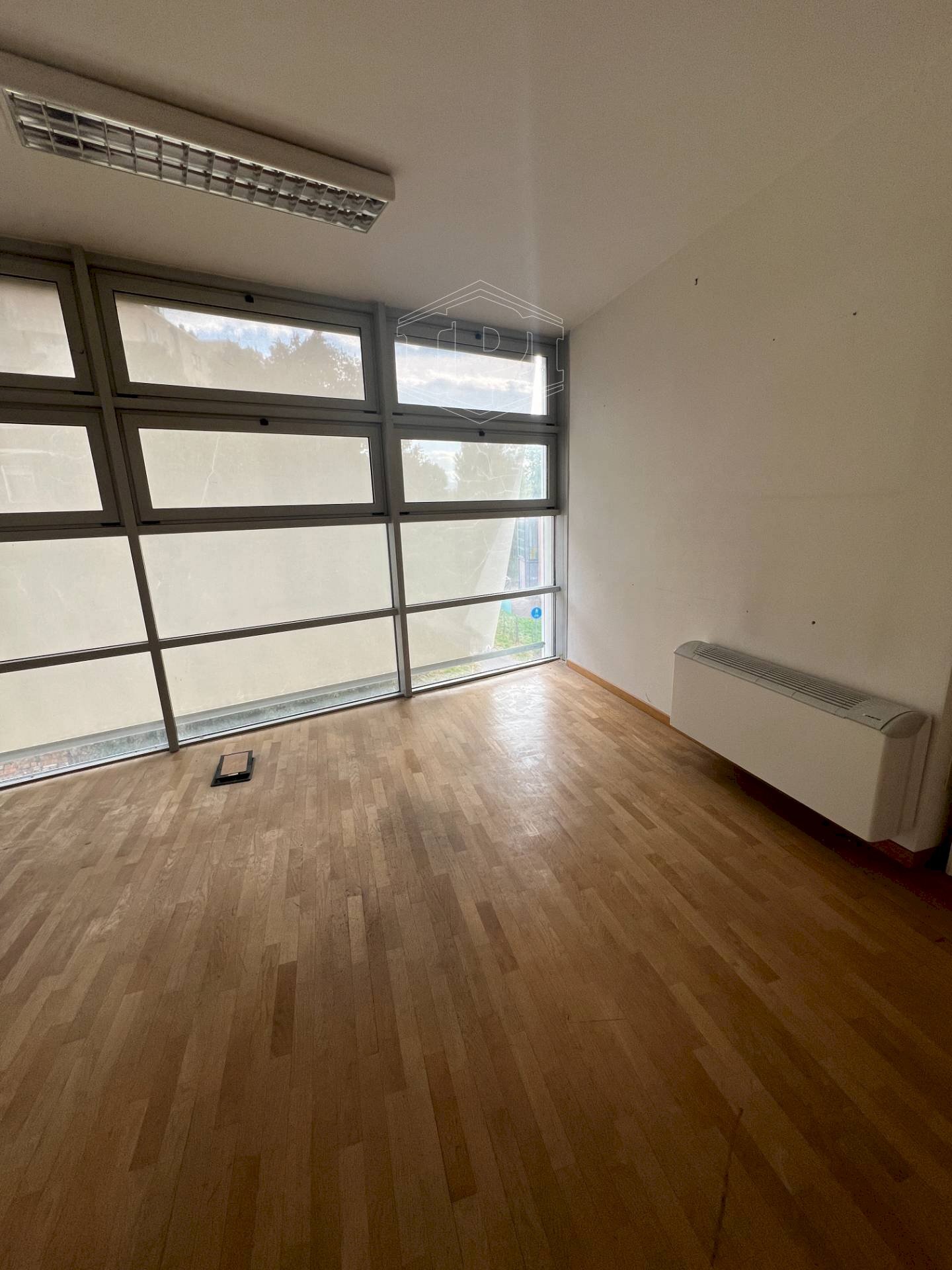 Ufficio Via Giuseppe Giacosa, Bologna (zona Borgo Panigale) - foto 3