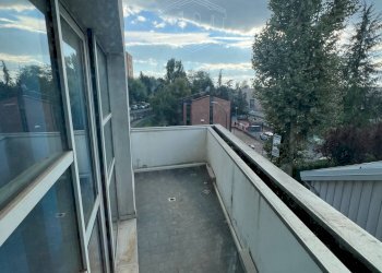 Ufficio Via Giuseppe Giacosa, Bologna (zona Borgo Panigale) - foto 16