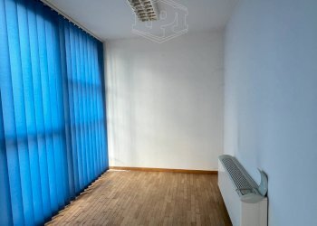 Ufficio Via Giuseppe Giacosa, Bologna (zona Borgo Panigale) - foto 18