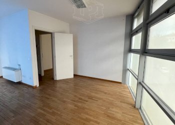 Ufficio Via Giuseppe Giacosa, Bologna (zona Borgo Panigale) - foto 22