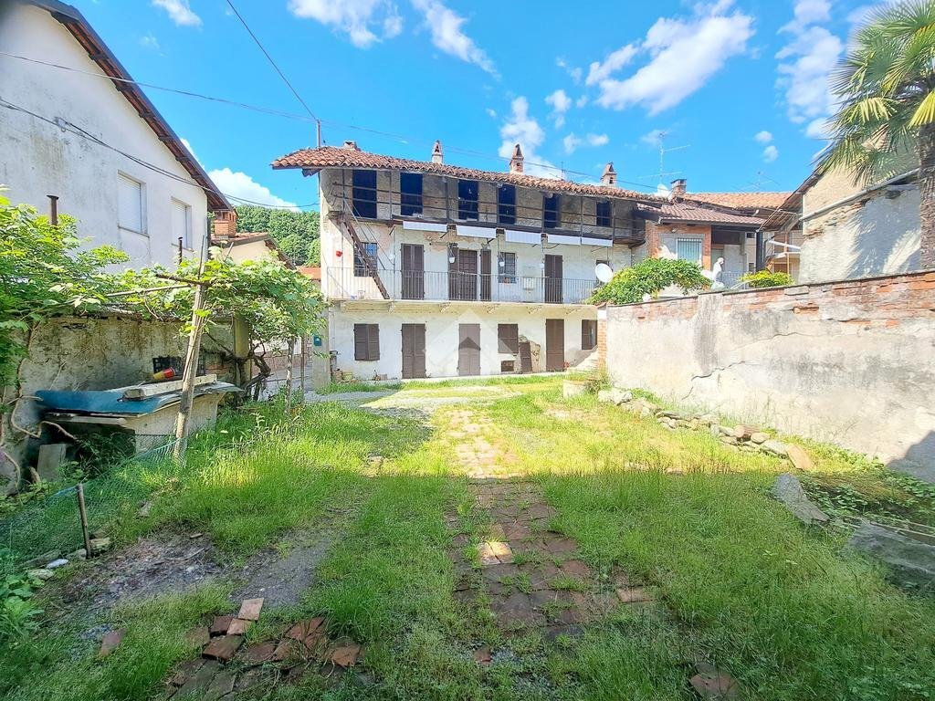 Semi-detached house Via cavour, Zimone - photo 1