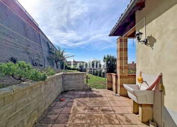 Balcone - Villa via Raineri, 18, Conzano - foto 38