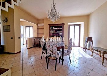 Salone - Quadrilocale via Palestro, 6, Casale Monferrato - foto 12