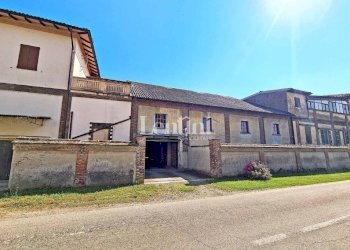 Facciata - Appartamento viale Giuseppe Garibaldi, 31, Candia Lomellina - foto 4