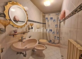 Bagno - Villa via Maria Montessori, 28, Casale Monferrato - foto 28