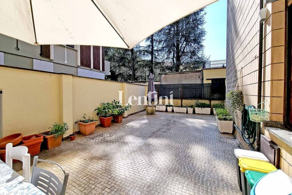 Balcone - Quadrilocale via Filippo Mellana, Casale Monferrato - foto 1