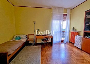 Camera da letto - Quadrilocale via Filippo Mellana, Casale Monferrato - foto 12