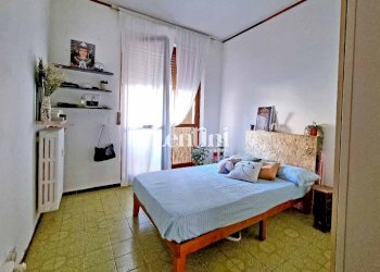 Camera da letto - Quadrilocale via Filippo Mellana, Casale Monferrato - foto 14